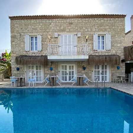 Alacati Roka Tas Butik Hotel *