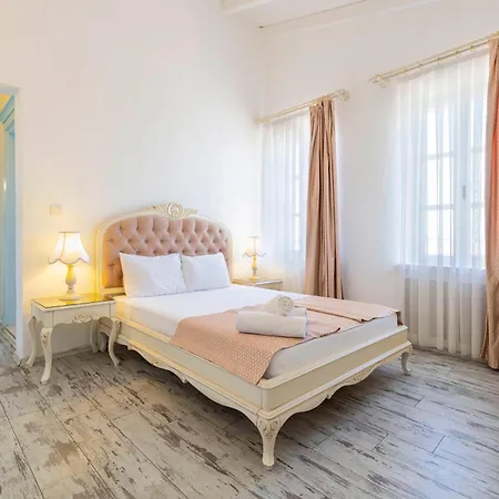 Hotel Alaçati Roka Taş Butık