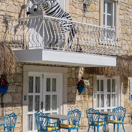 Alaçati Roka Taş Butık