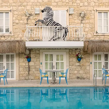 Alaçati Roka Taş Butık Otel