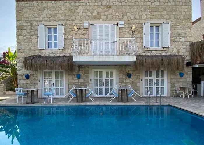 Alacati Roka Tas Butik Hotel *