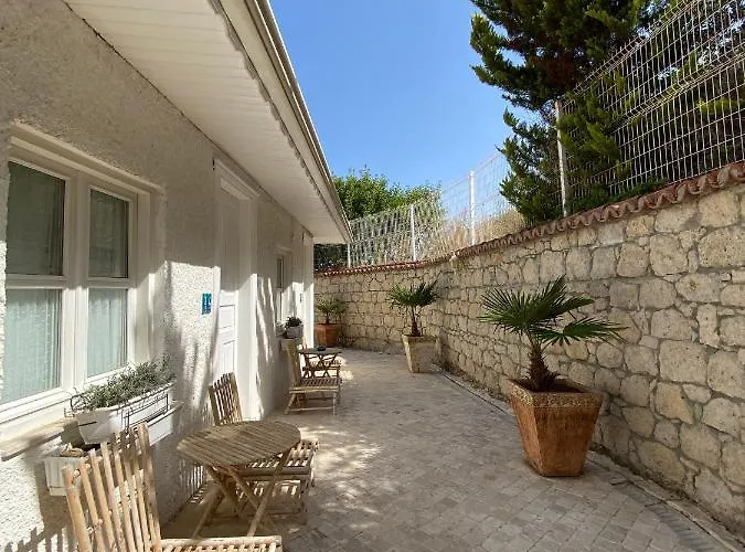 Hotel Alacati Roka Tas Butik *